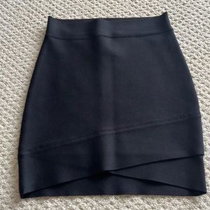 BRAND NEW W/O TAGS! BCBG MINI SKIRT SZ XS